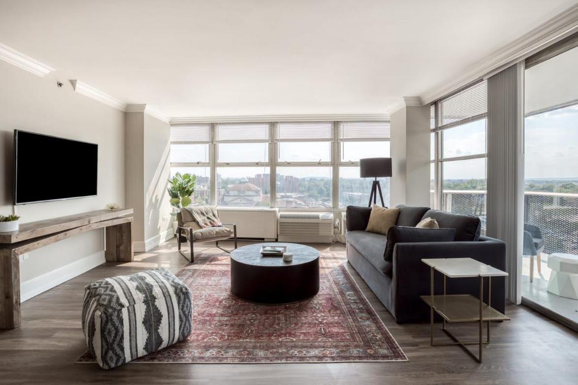 Cozysuites 800 Tower 1Br With Gym! 10 路易斯威尔 外观 照片