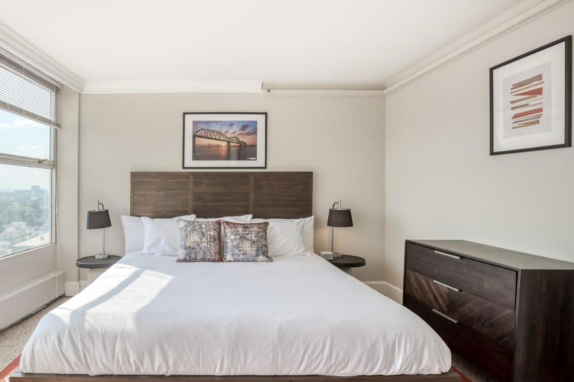 Cozysuites 800 Tower 1Br With Gym! 10 路易斯威尔 外观 照片