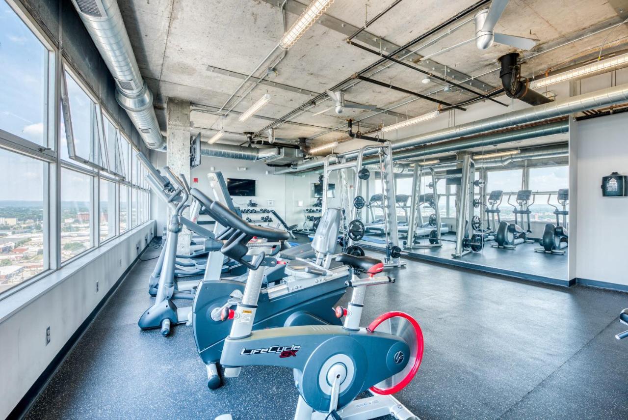 Cozysuites 800 Tower 1Br With Gym! 10 路易斯威尔 外观 照片